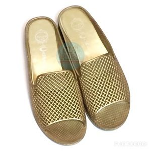 Jeffrey Campbell gold jelly slides
